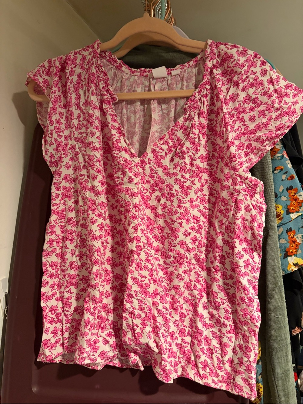 GAP White Top with Pink Floral Print